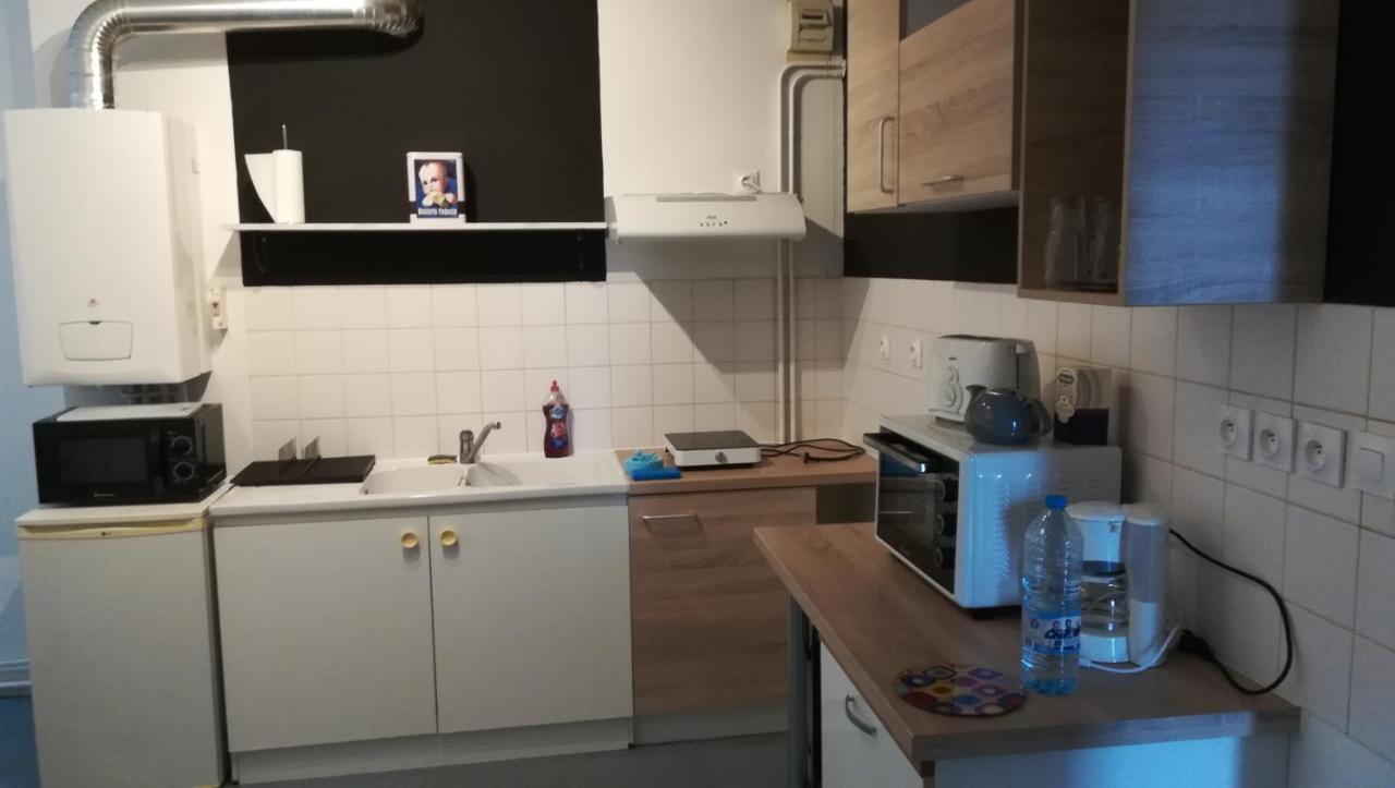 Le Logis Des Dames Lägenhet Sedan Exteriör bild
